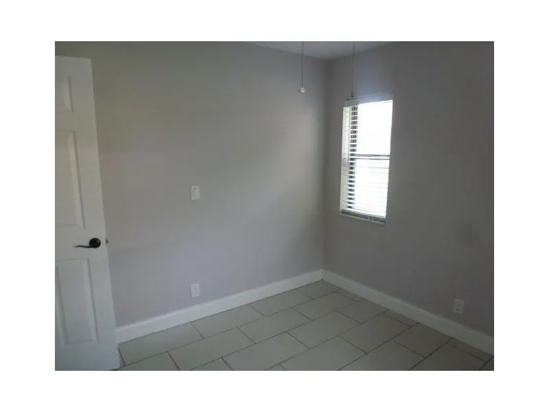 21895 Lake Forest Cir, #106