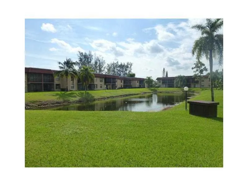 21895 Lake Forest Cir, #106