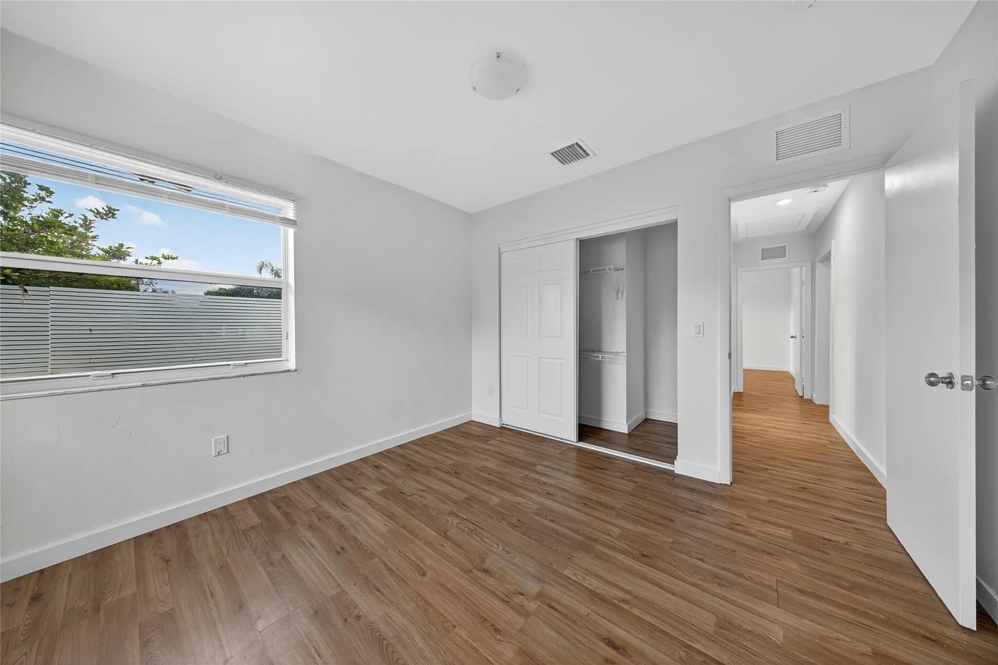 206 NW 5th Avenue