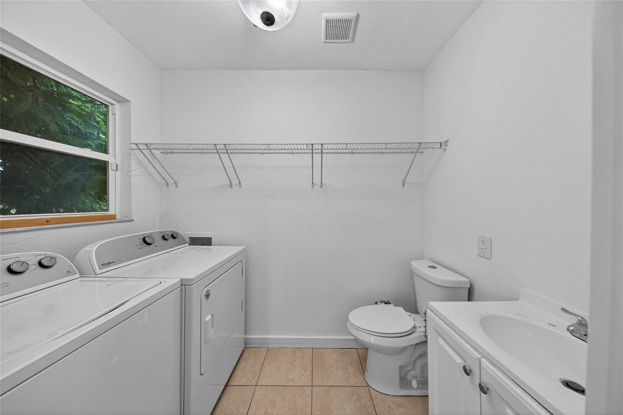 206 NW 5th Avenue