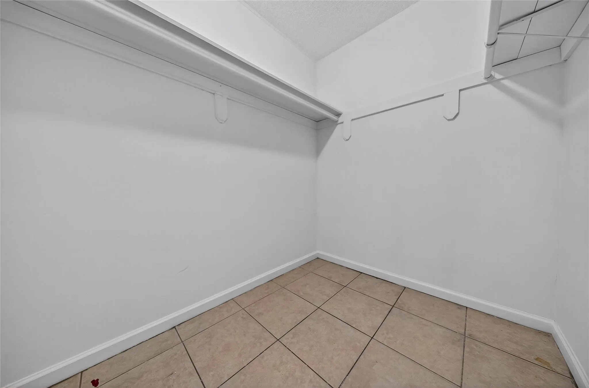 206 NW 5th Avenue