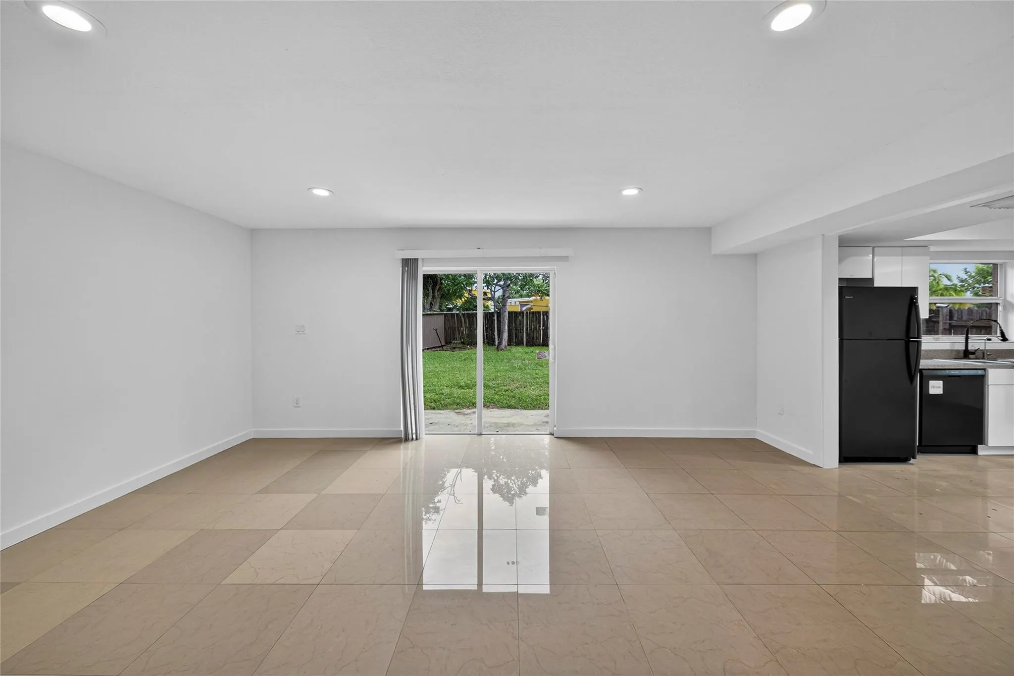 206 NW 5th Avenue