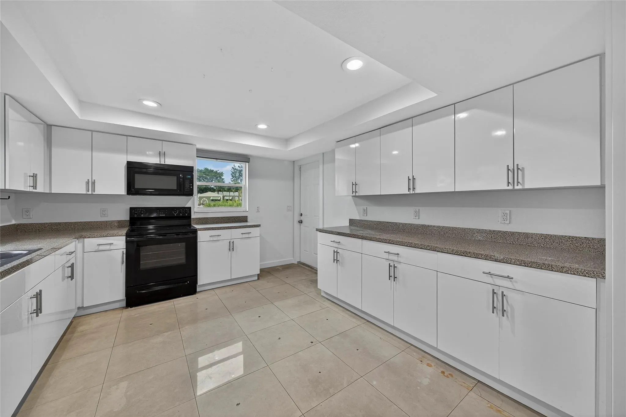 206 NW 5th Avenue