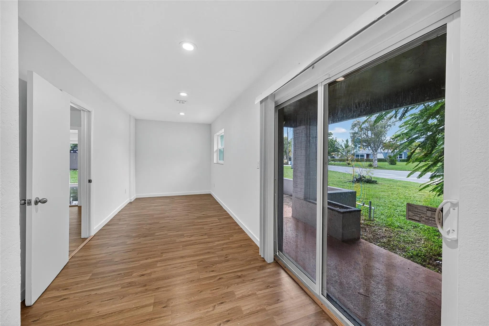 206 NW 5th Avenue