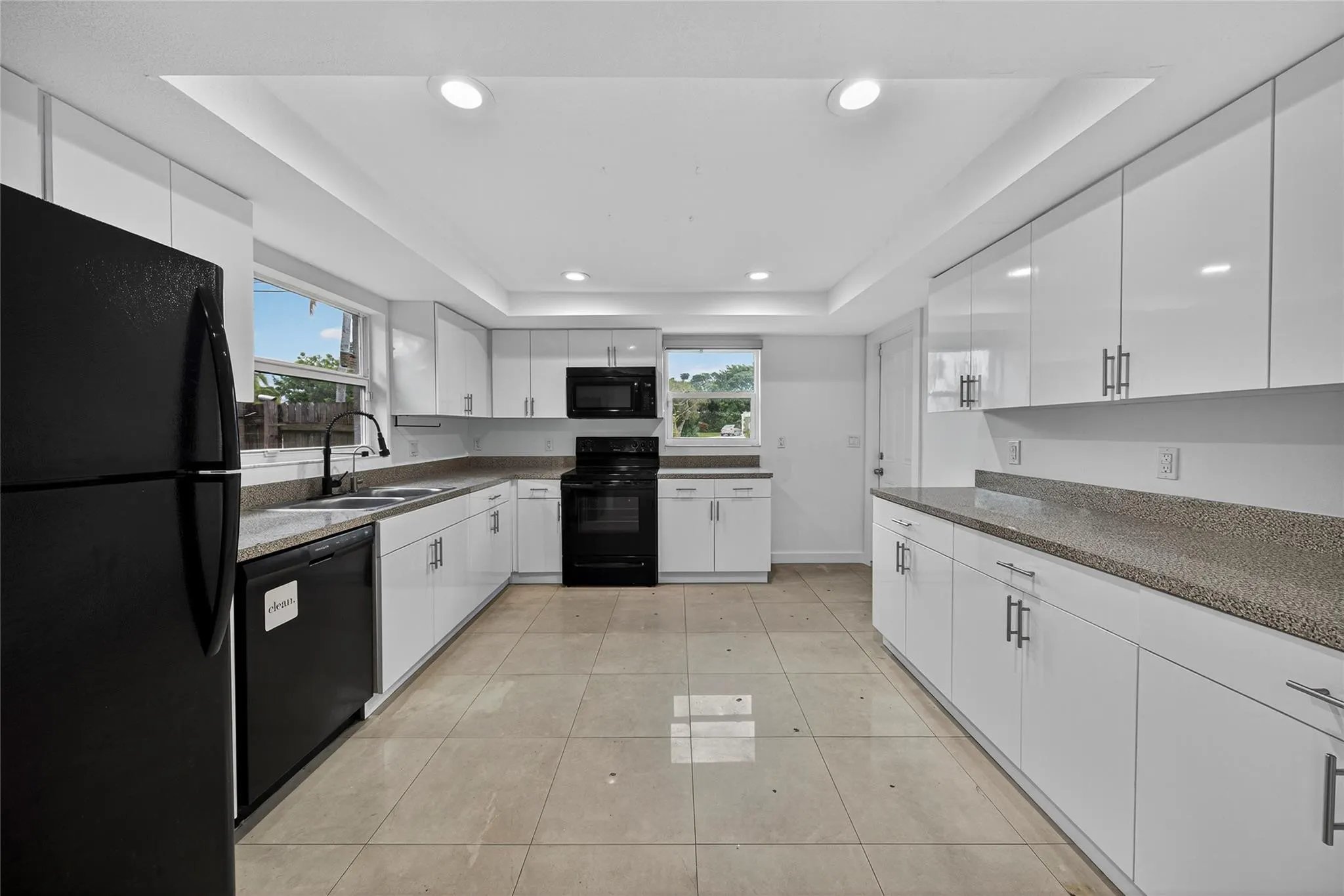 206 NW 5th Avenue