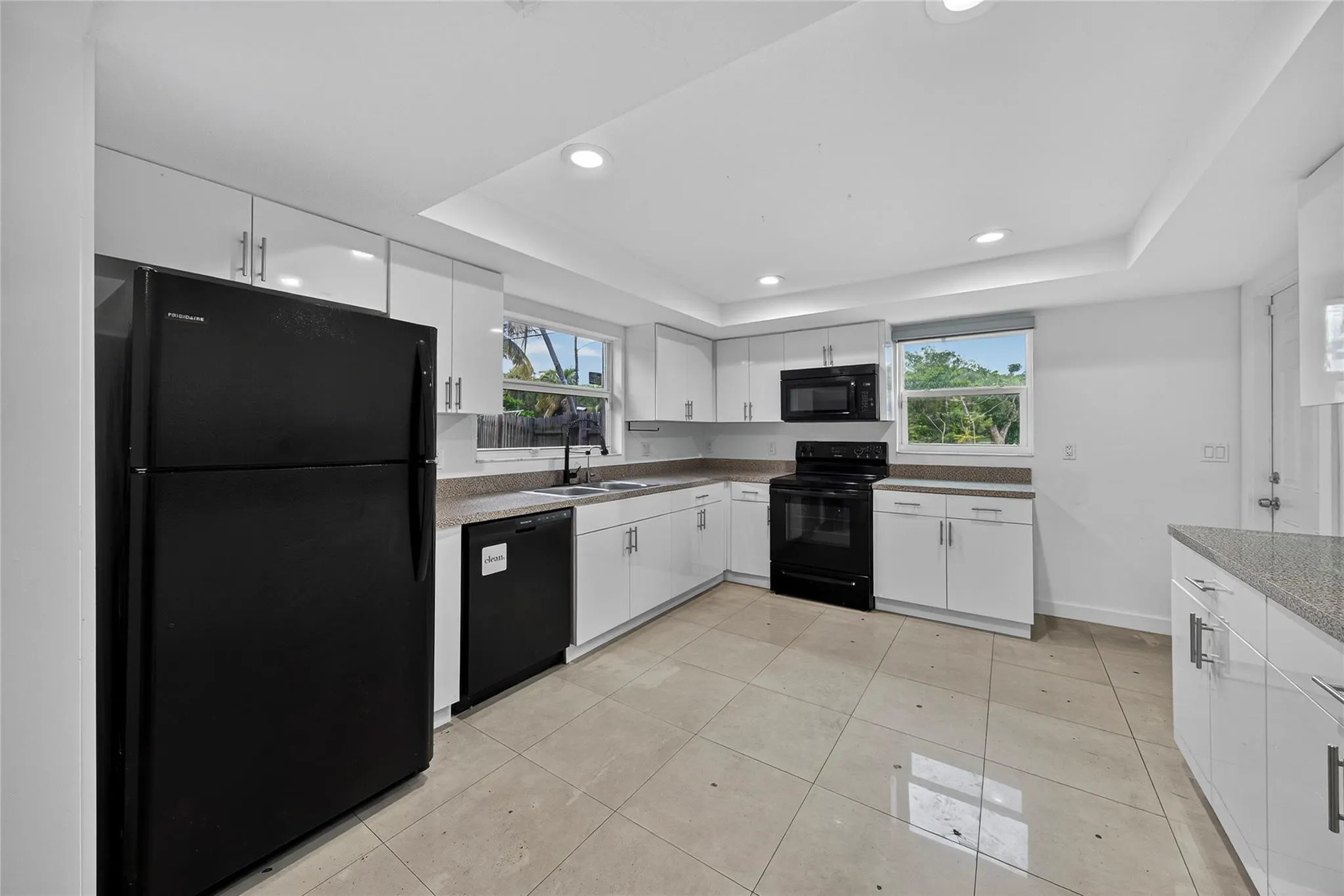 206 NW 5th Avenue