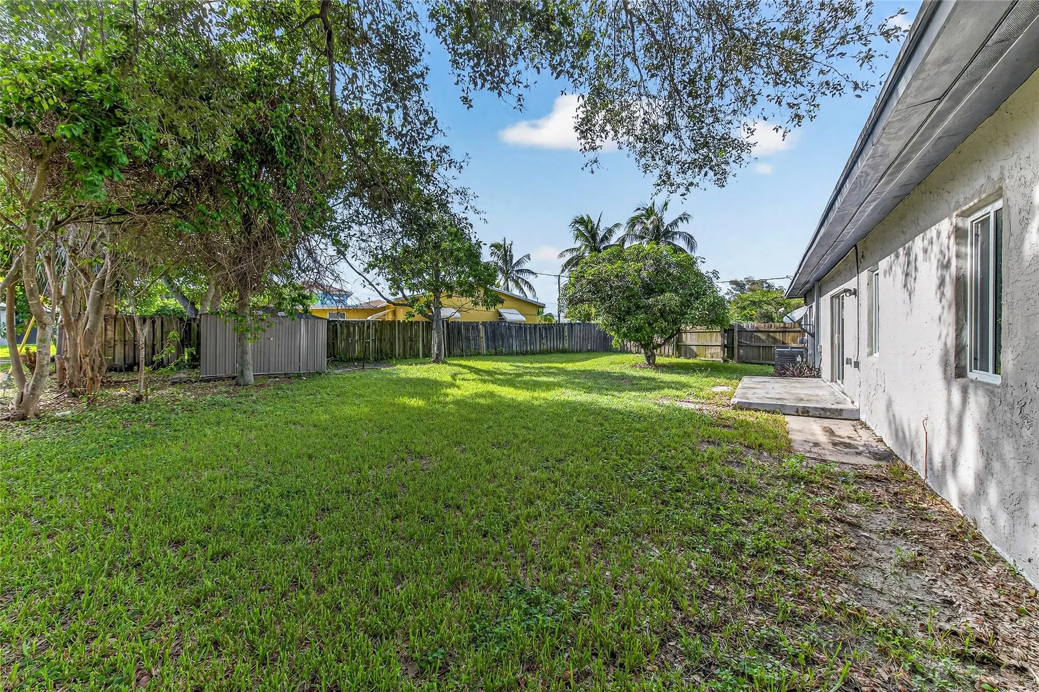 206 NW 5th Avenue