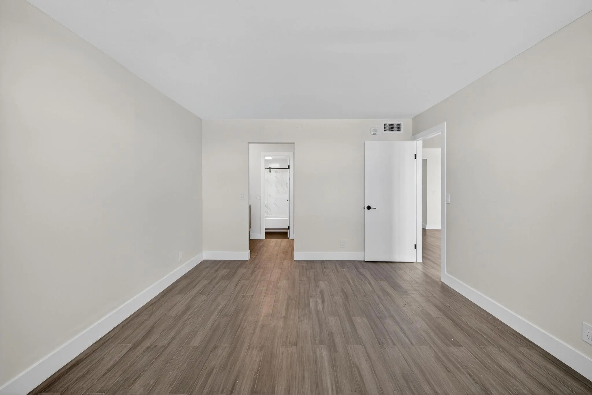 2707 NE 14th St Cswy, #401