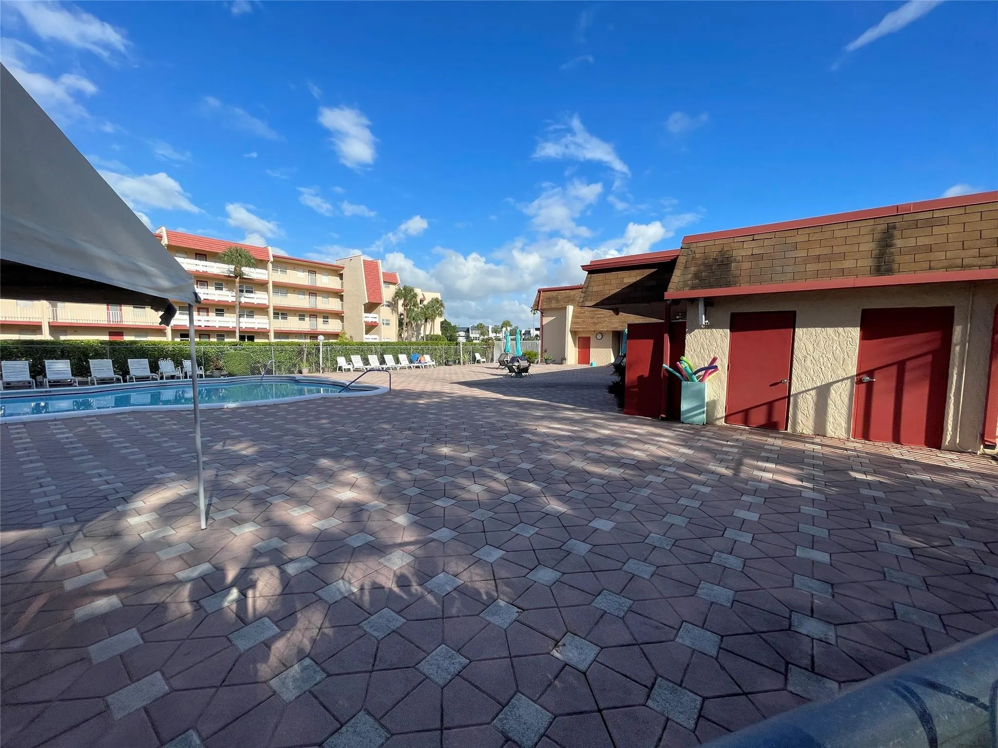 1005 Country Club Dr, #205