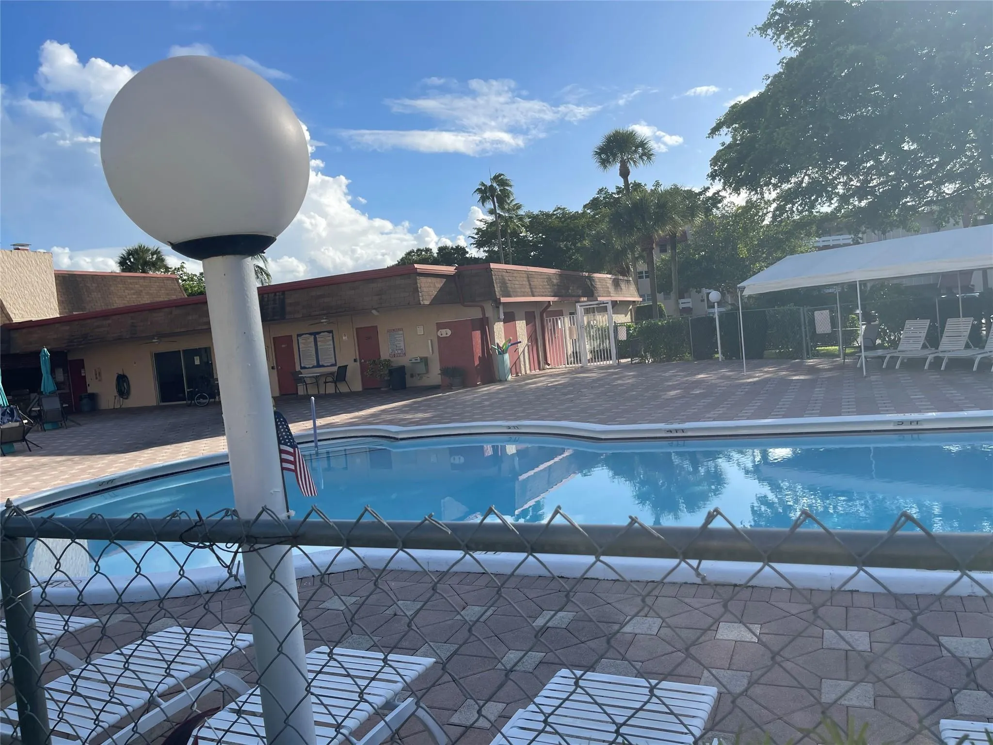 1005 Country Club Dr, #205