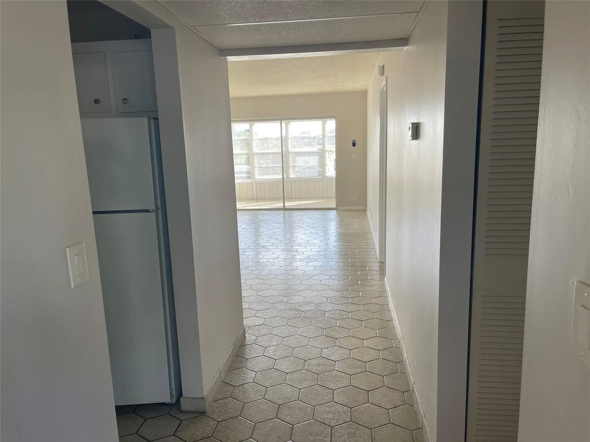 1005 Country Club Dr, #205