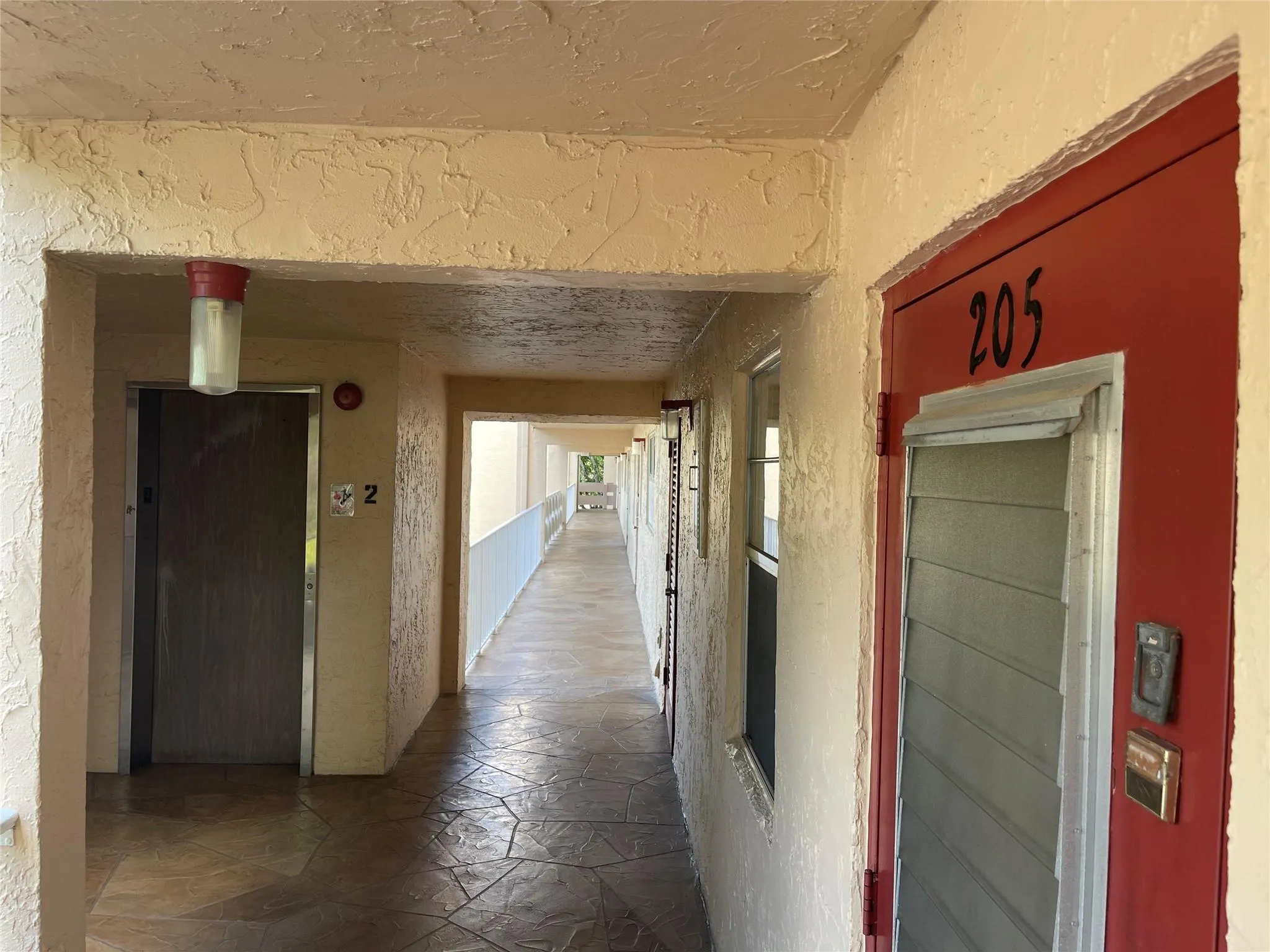 1005 Country Club Dr, #205