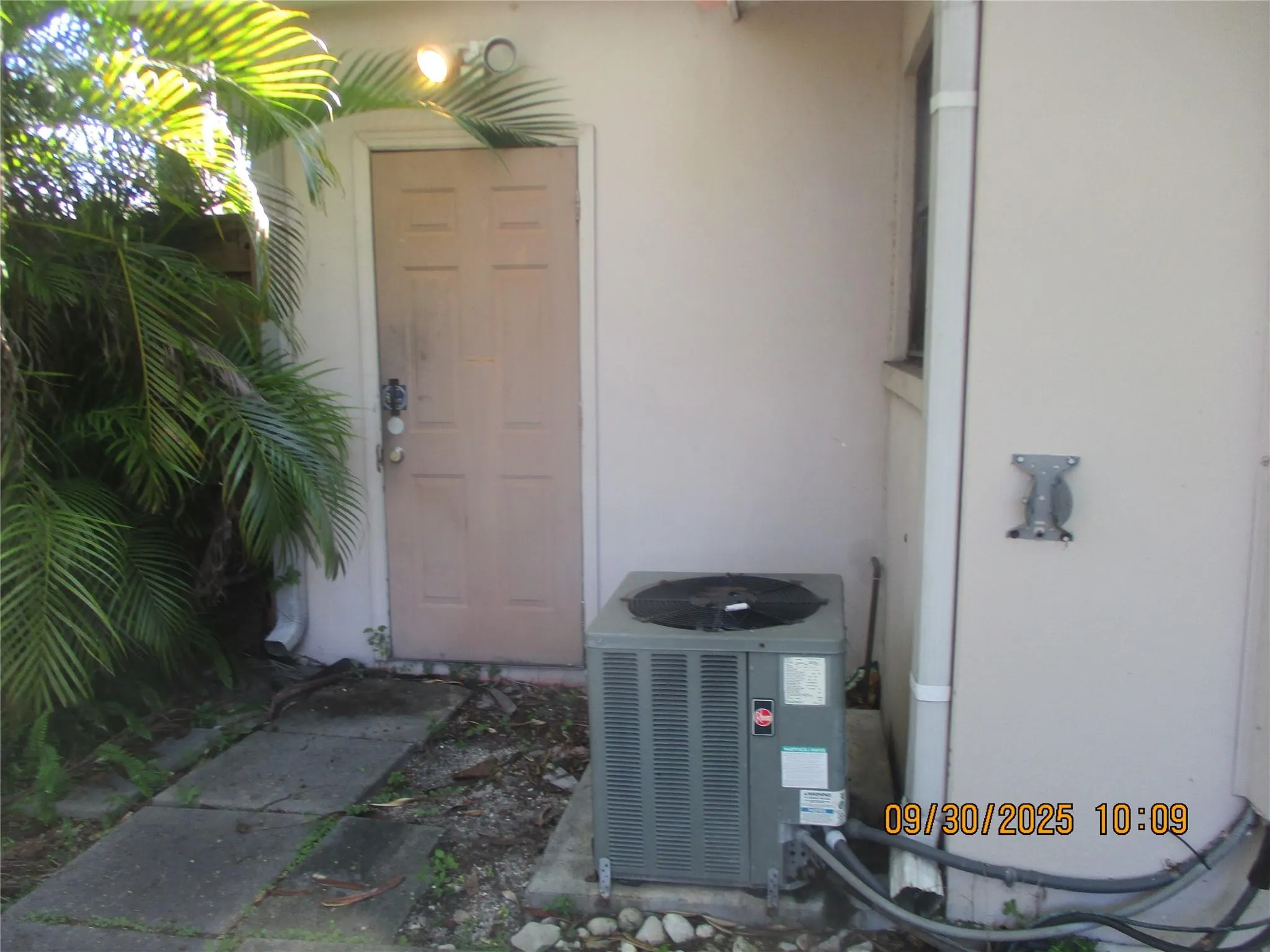 353 NW 17th Pl