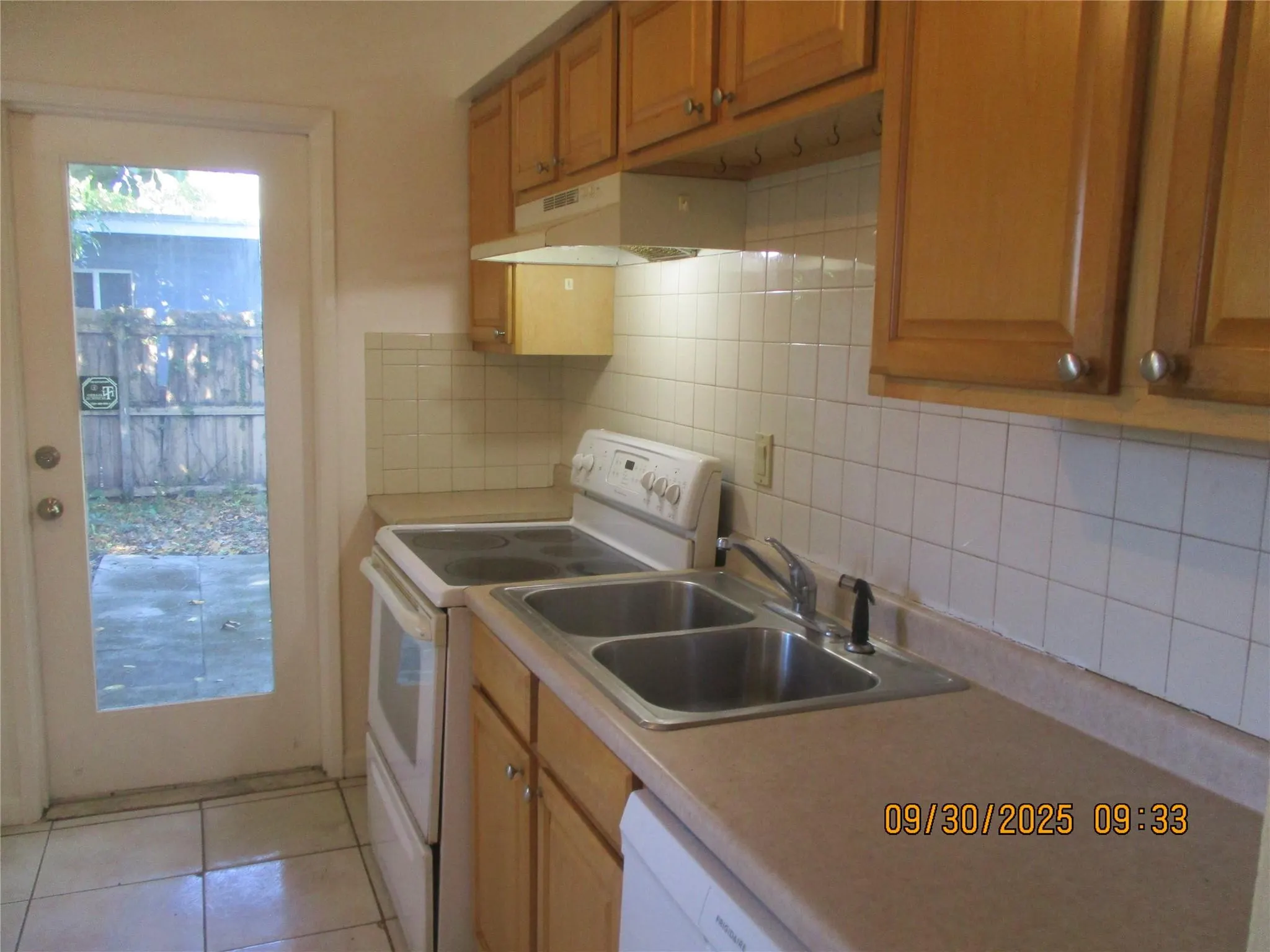 353 NW 17th Pl