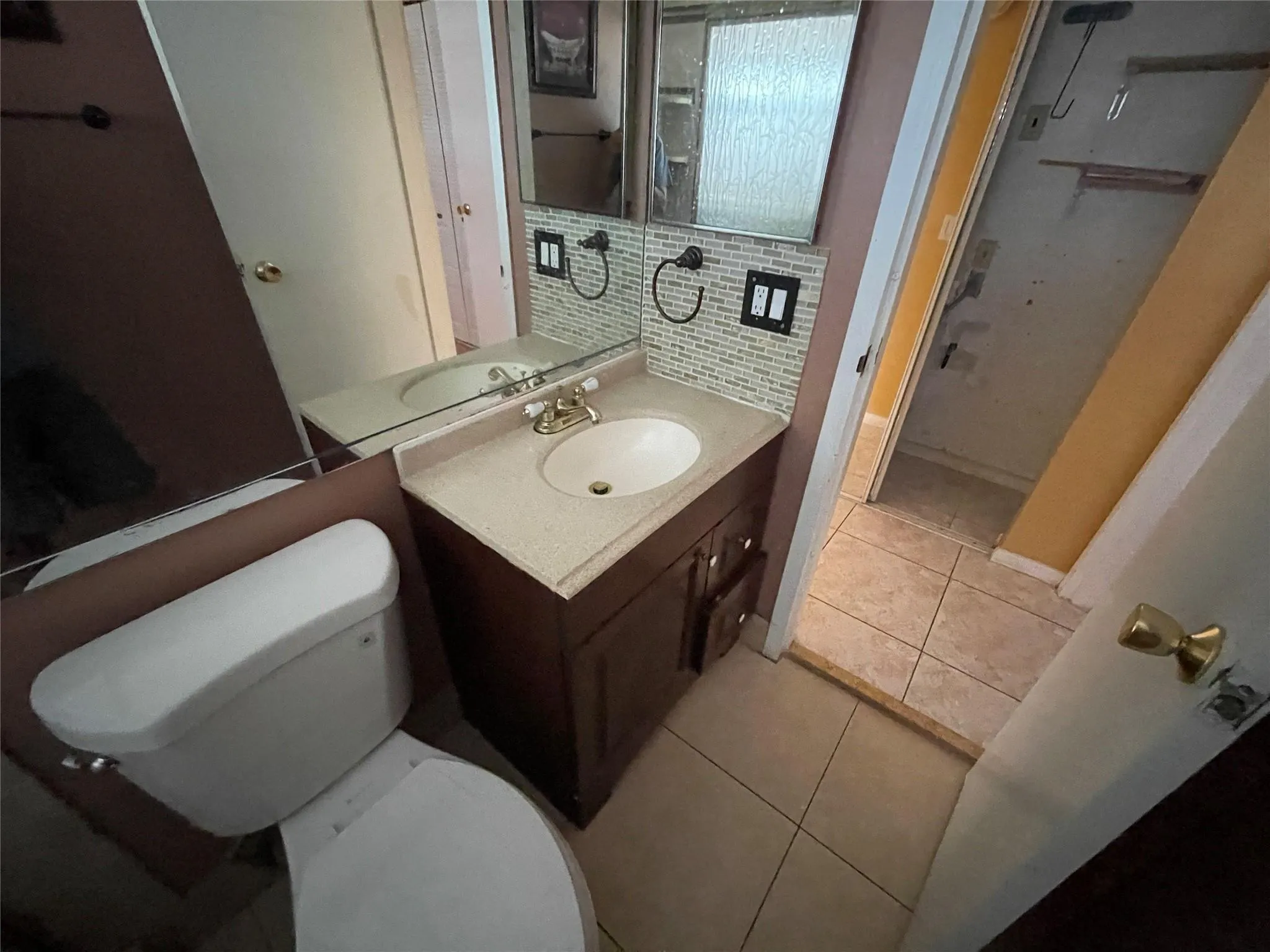 1025 Country Club Dr, #407
