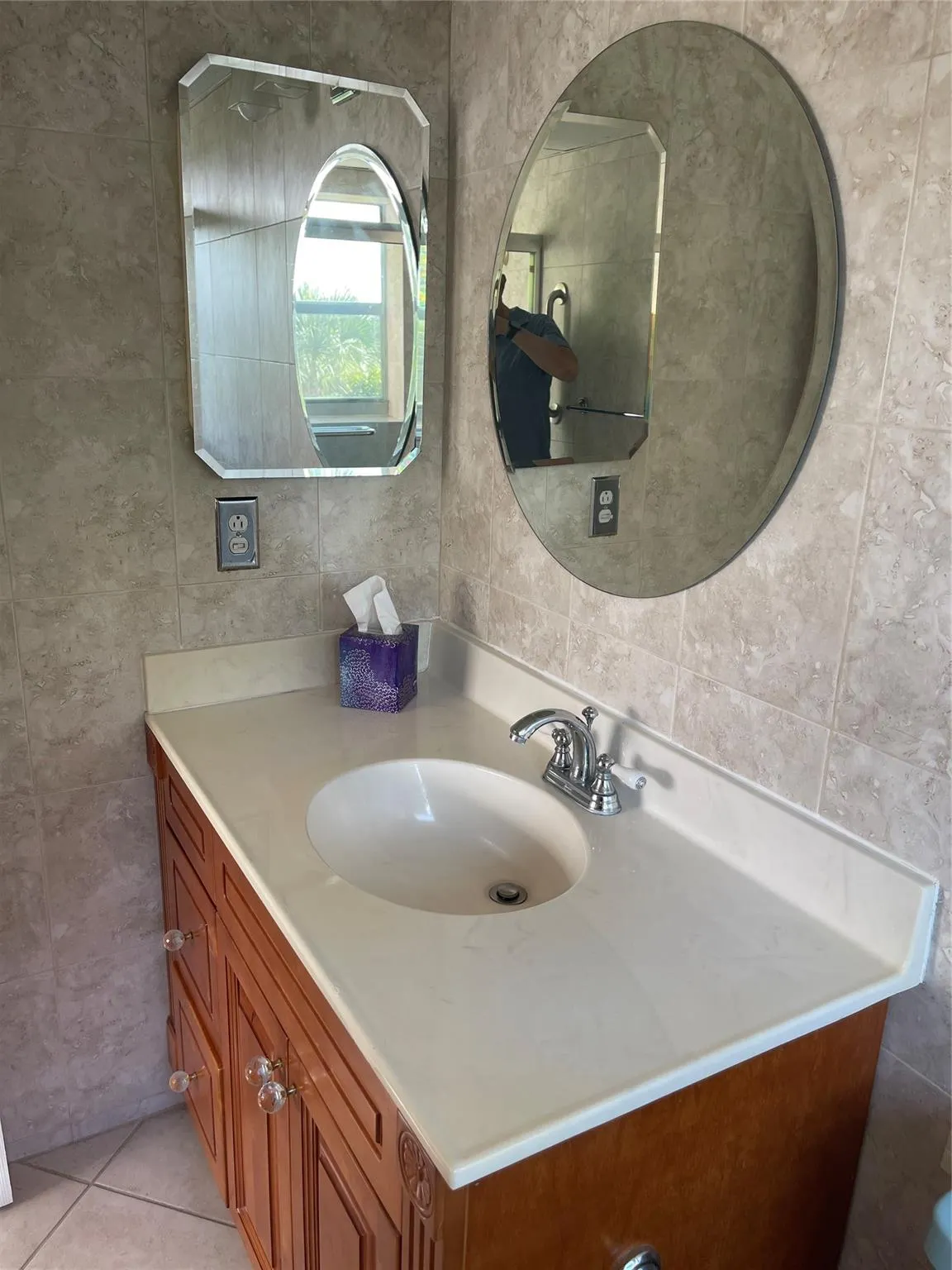 1025 Country Club Dr, #301