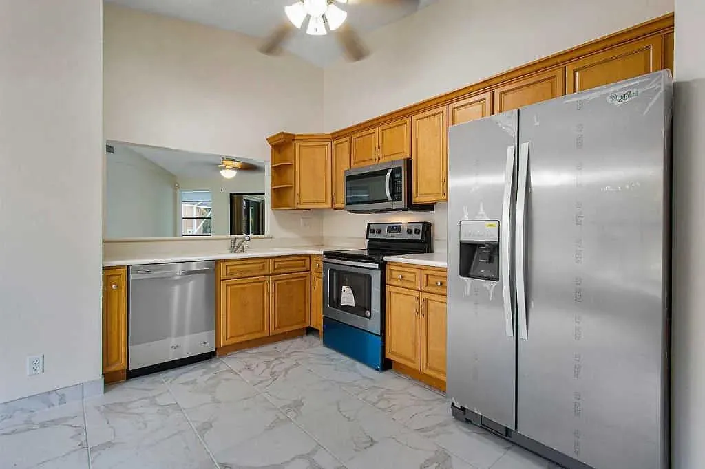 9795 Whippoorwill Trl
