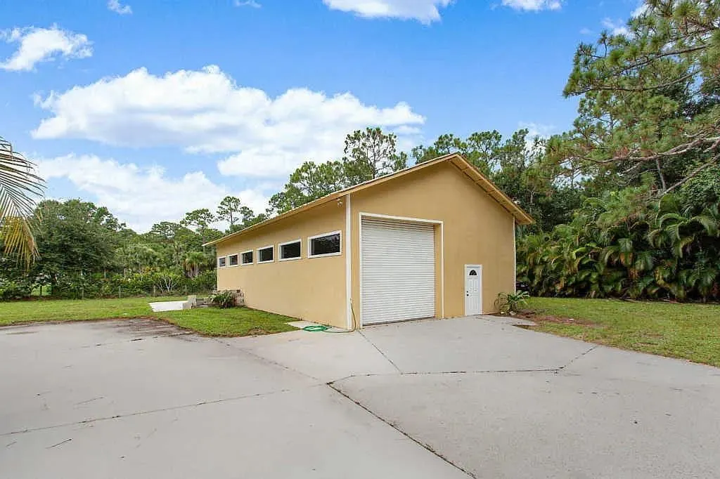 9795 Whippoorwill Trl