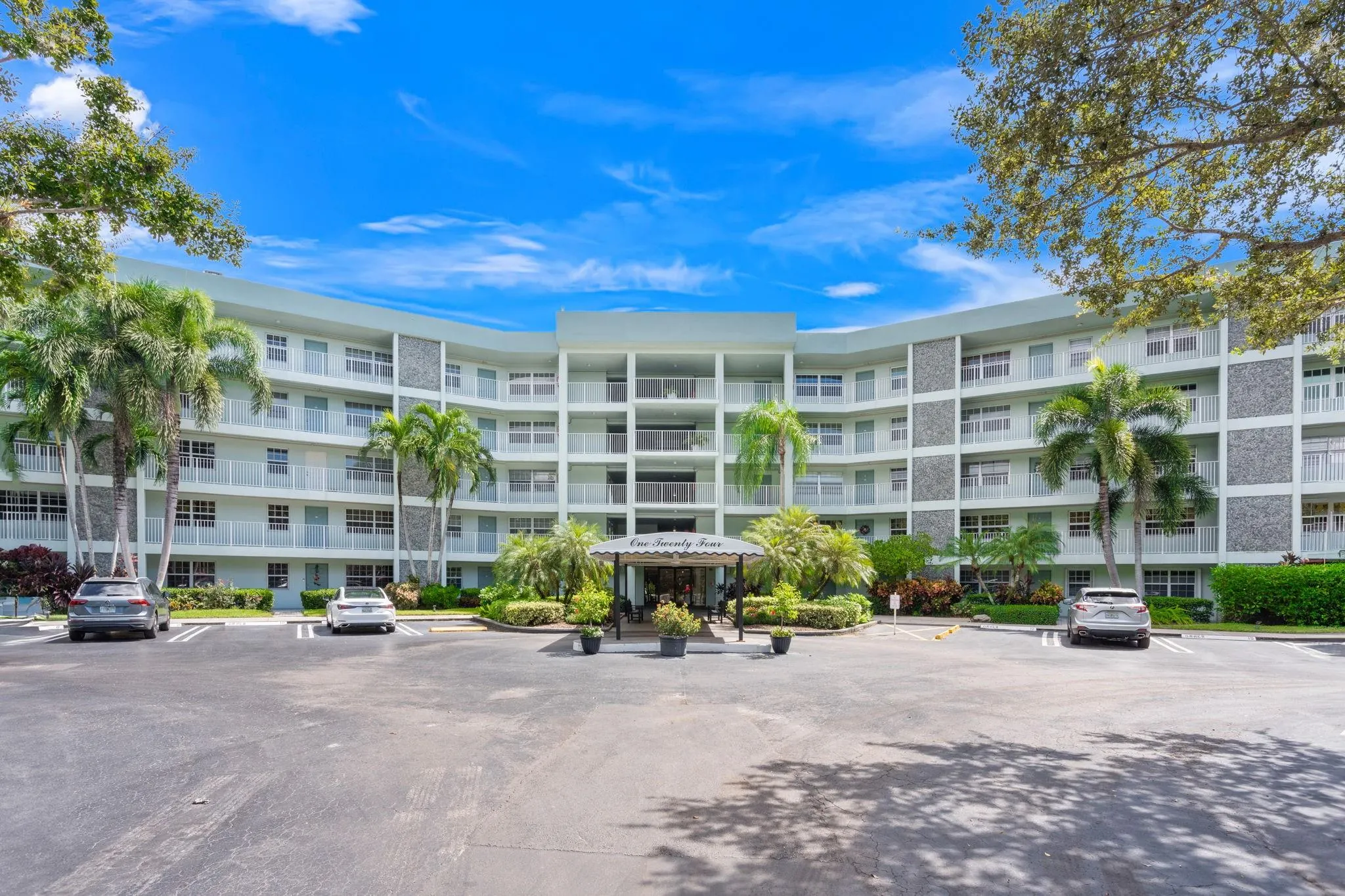 806 Cypress Grove LN, #403