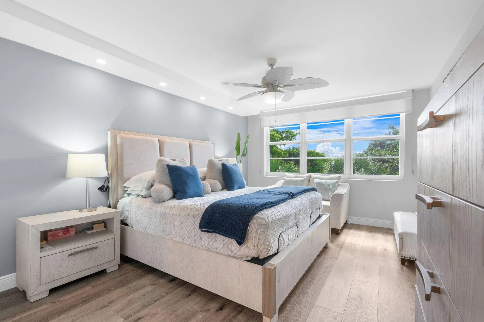 806 Cypress Grove LN, #403