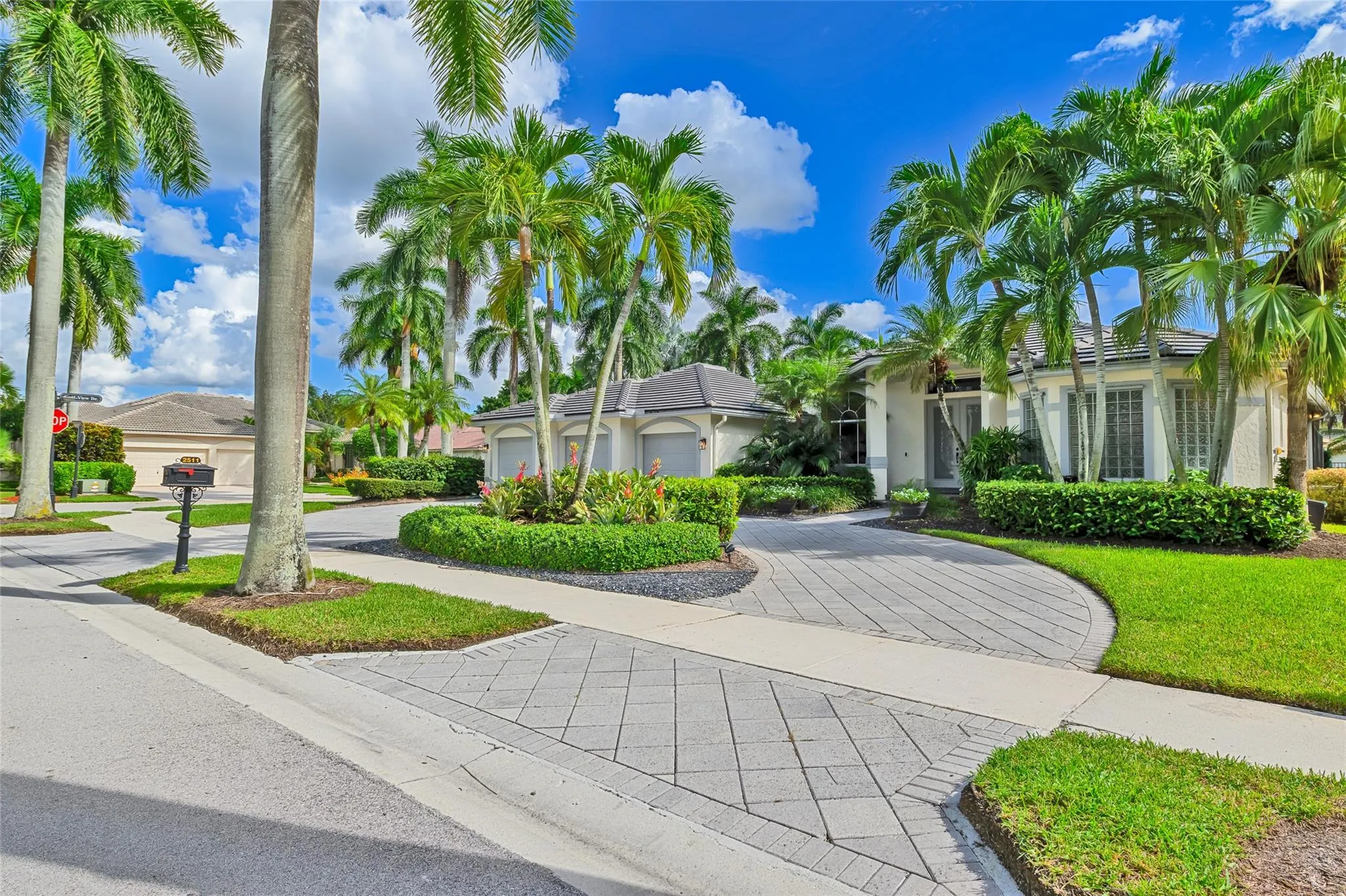 2511 Eagle Watch Ln