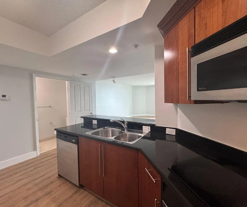401 SW 4th Ave, #900