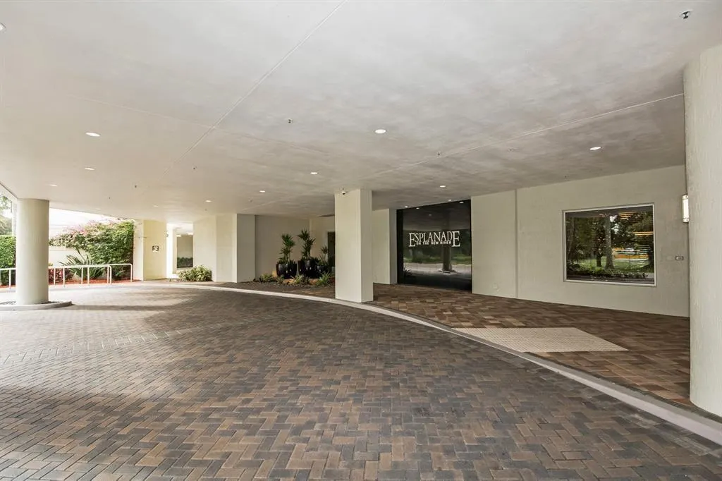 401 SW 4th Ave, #900