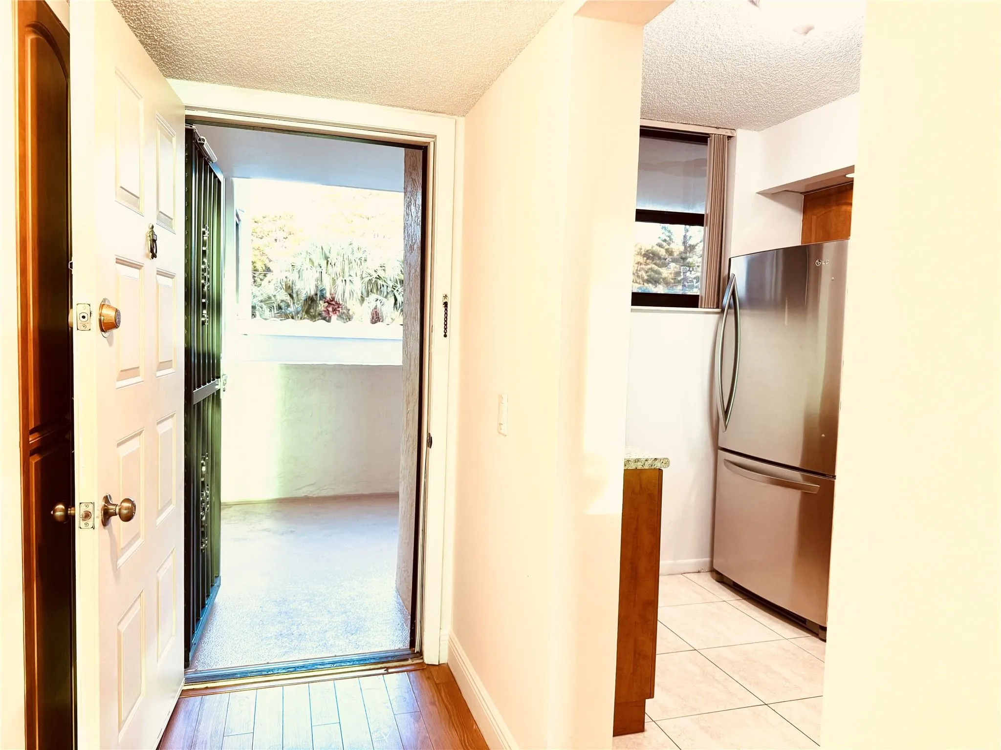 112 Lake Emerald, #206
