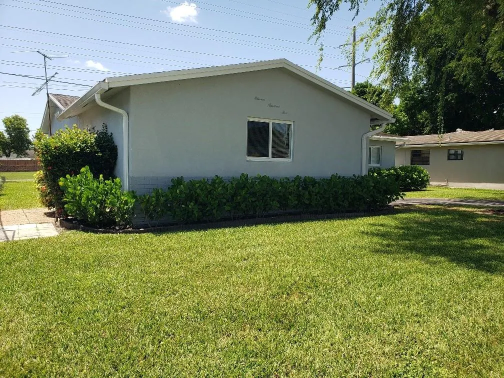 1105 Merion Pl