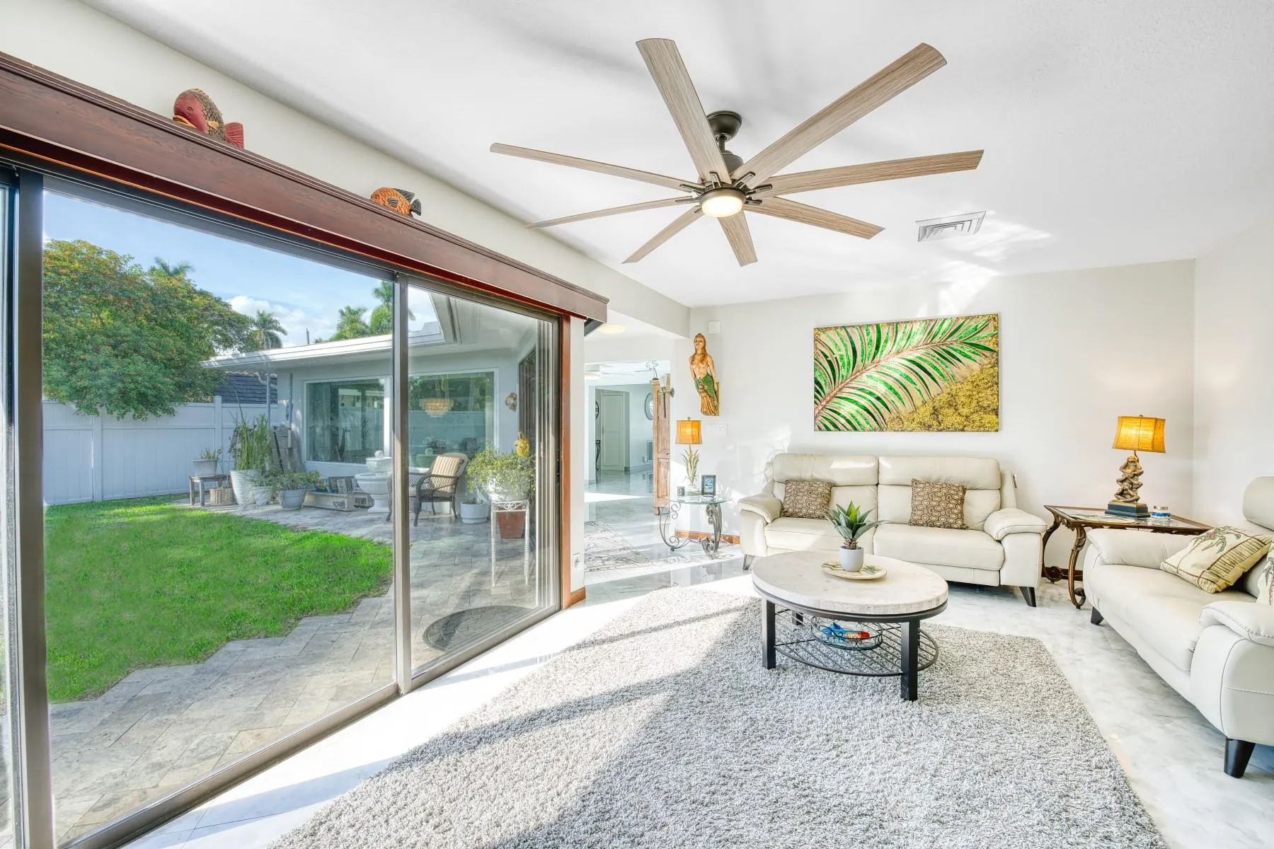 208 NE 30th St