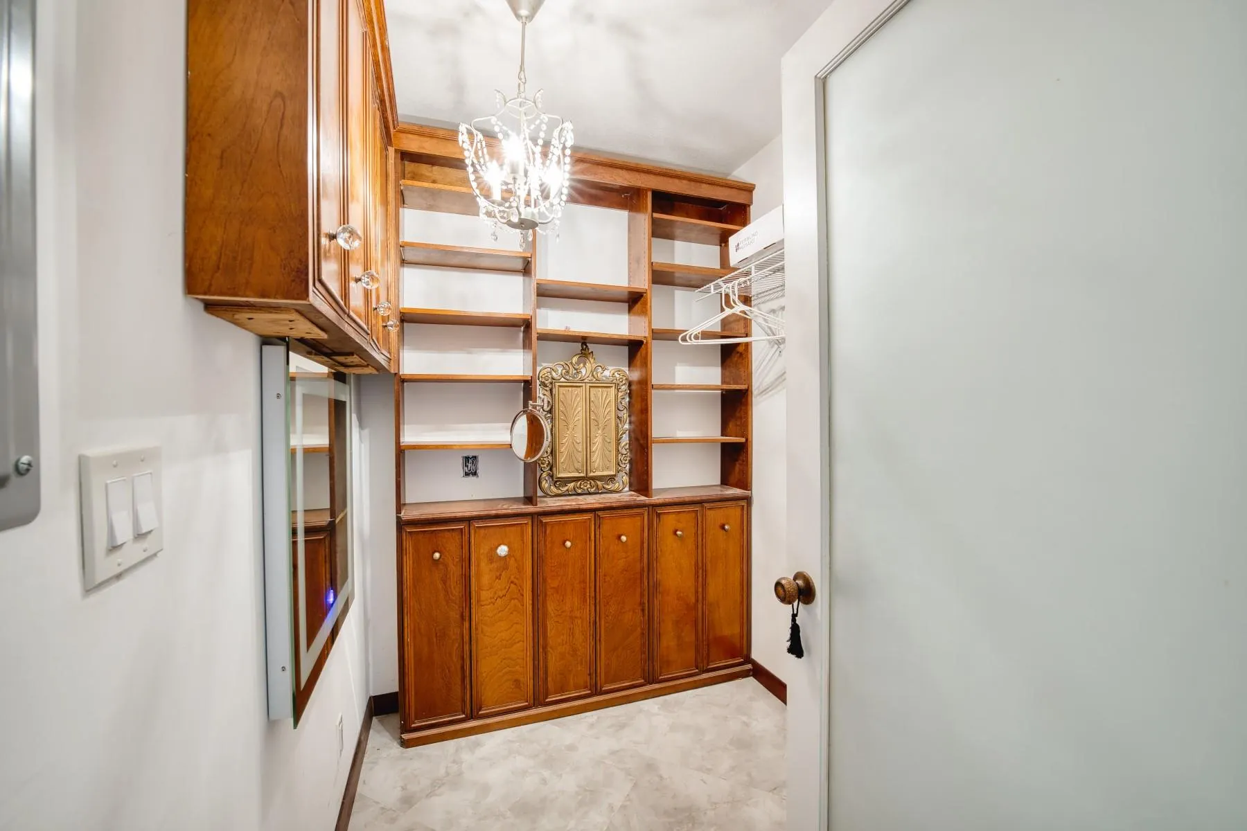 208 NE 30th St