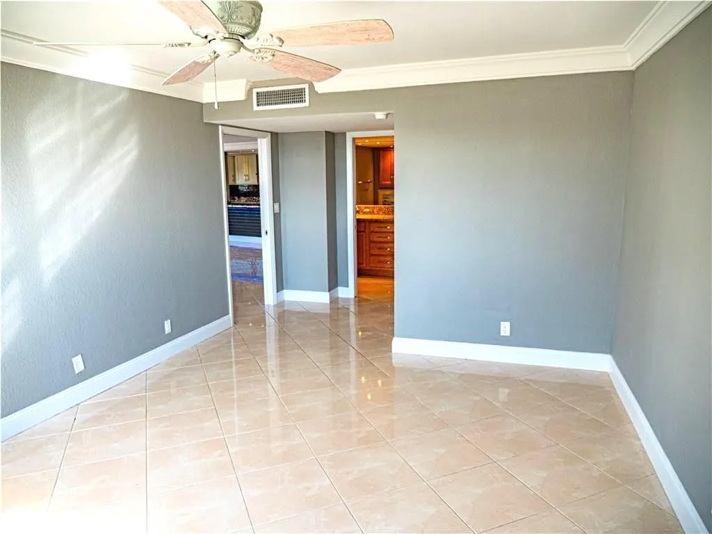 328 N Ocean Blvd, #1008