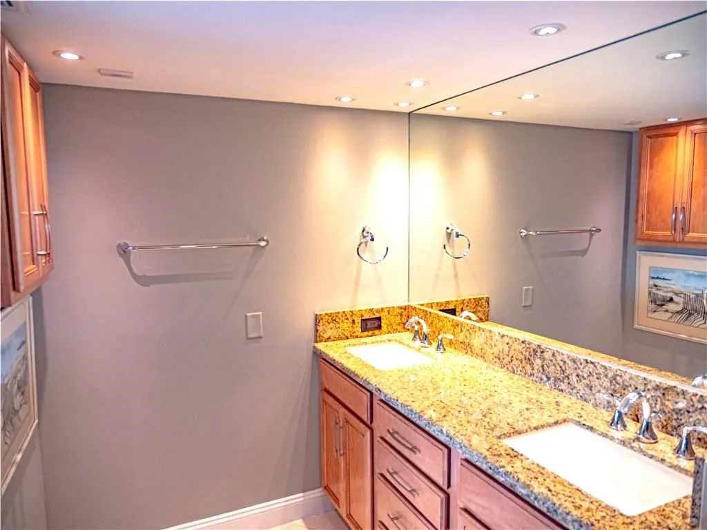 328 N Ocean Blvd, #1008