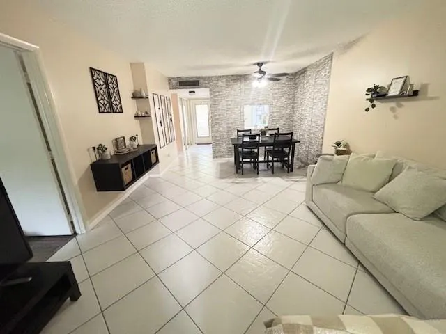 6161 NW 57th Ct, #103