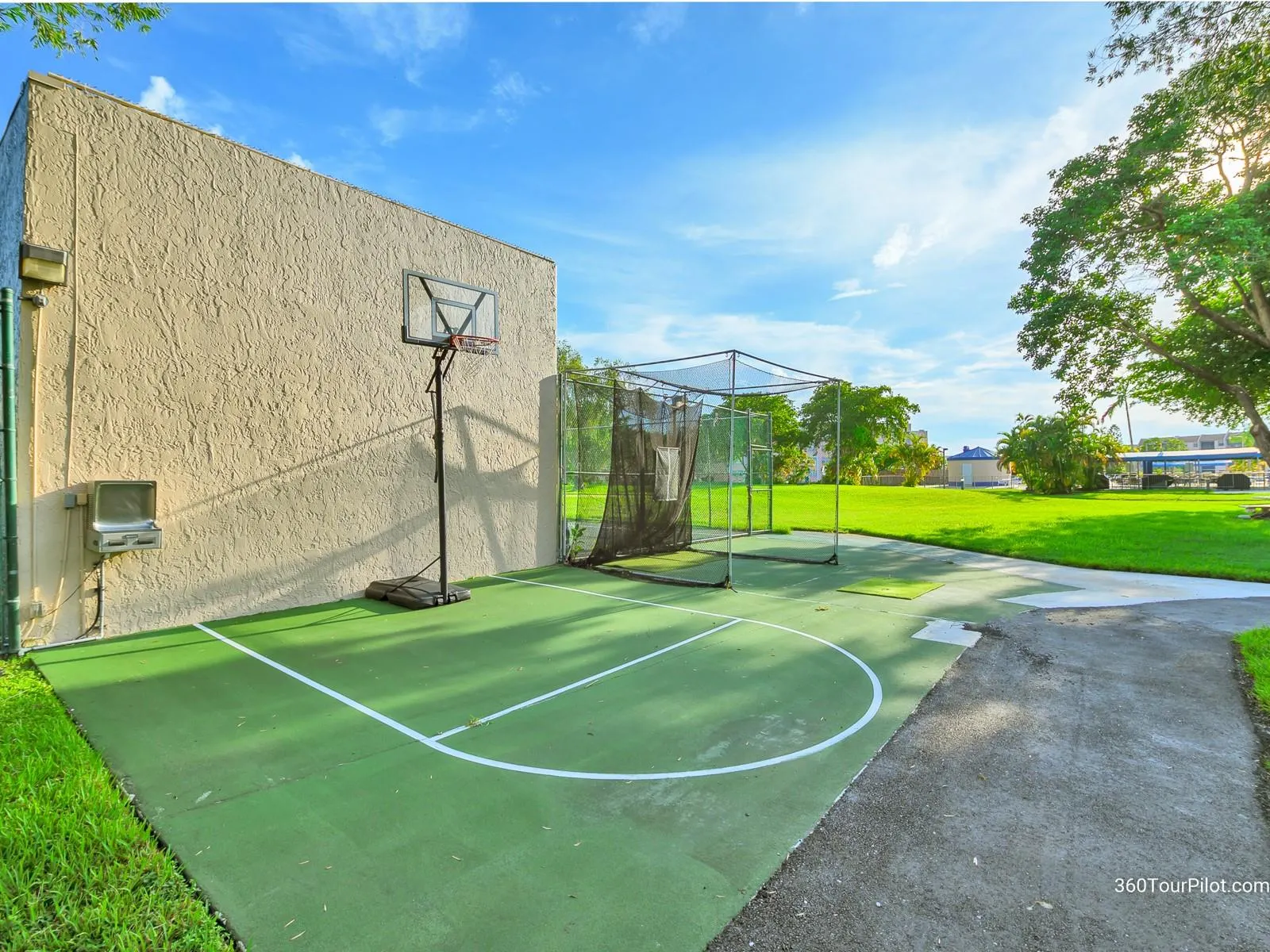 10402 Sunrise Lakes Blvd, #312