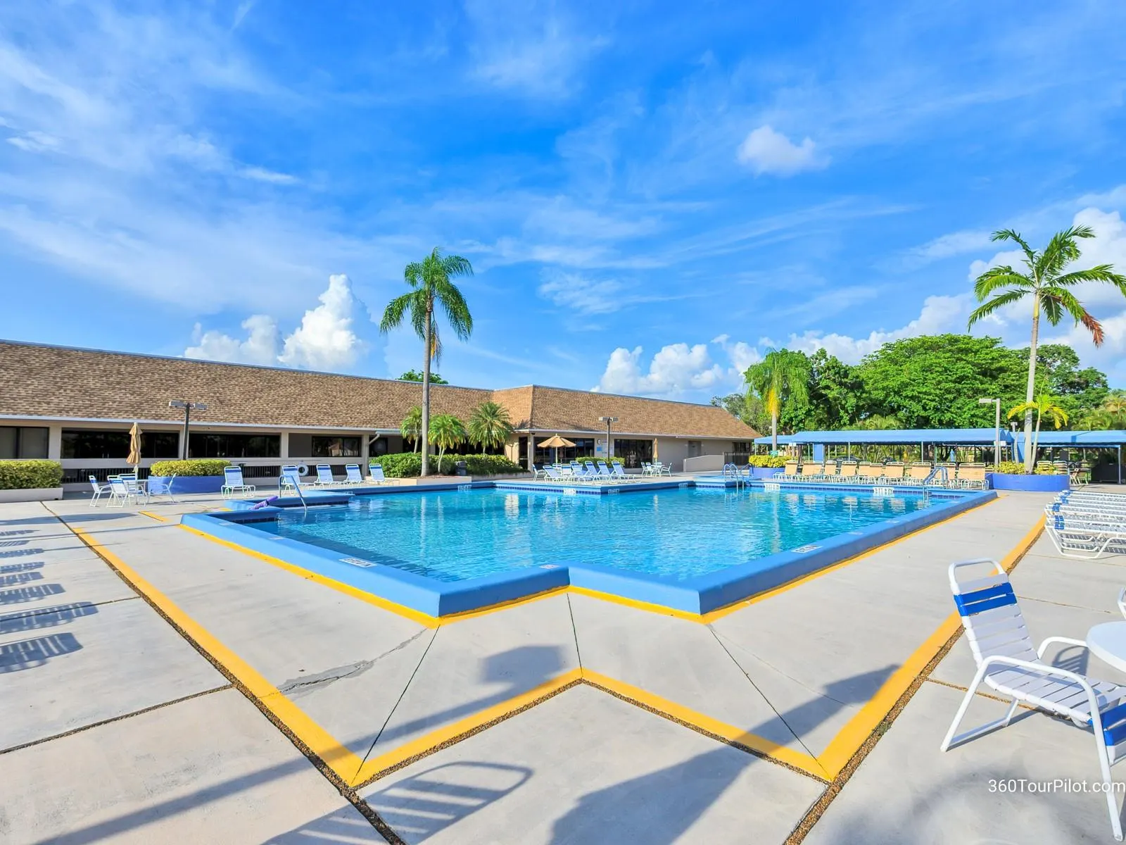 10402 Sunrise Lakes Blvd, #312