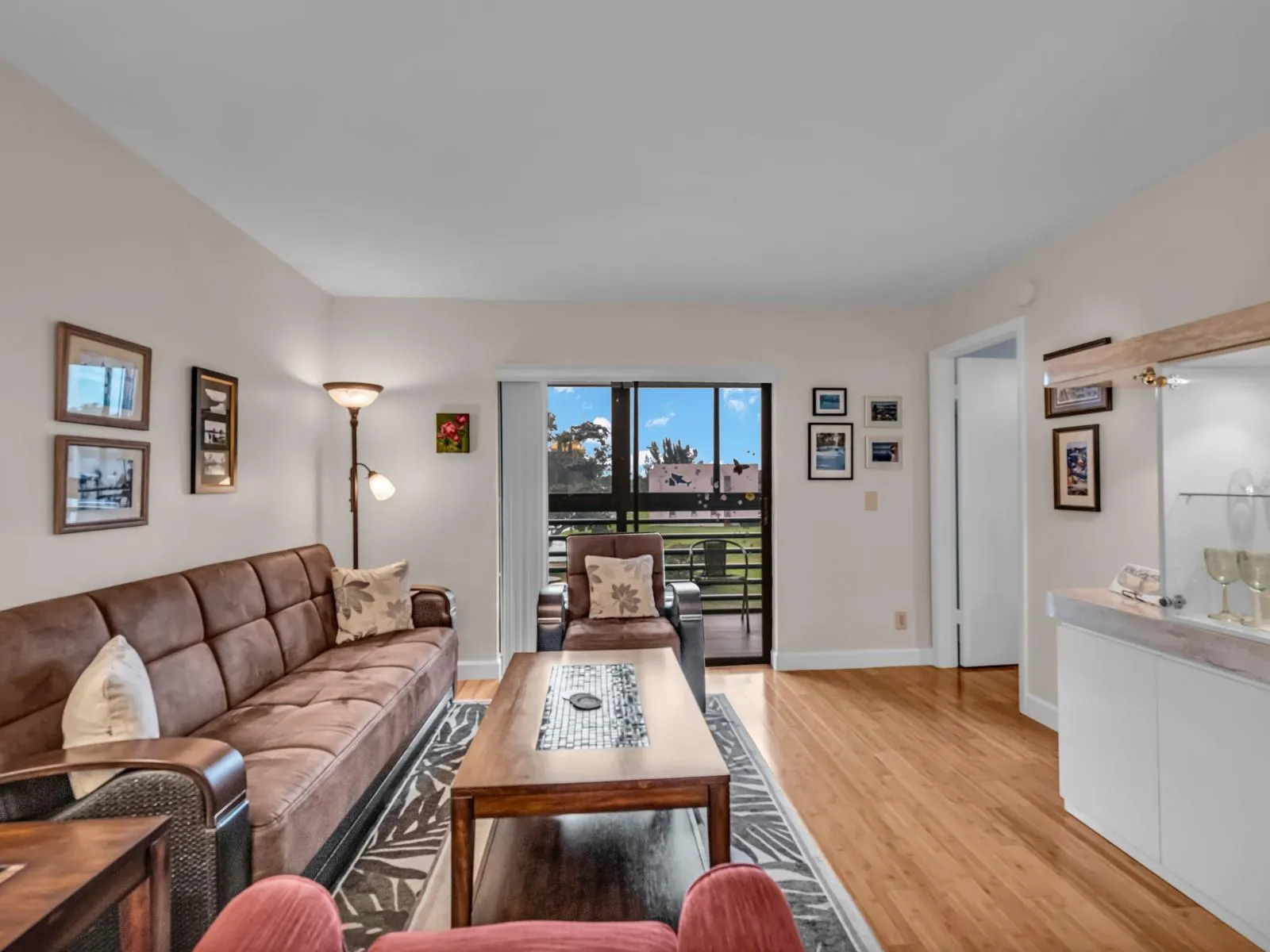 10402 Sunrise Lakes Blvd, #312