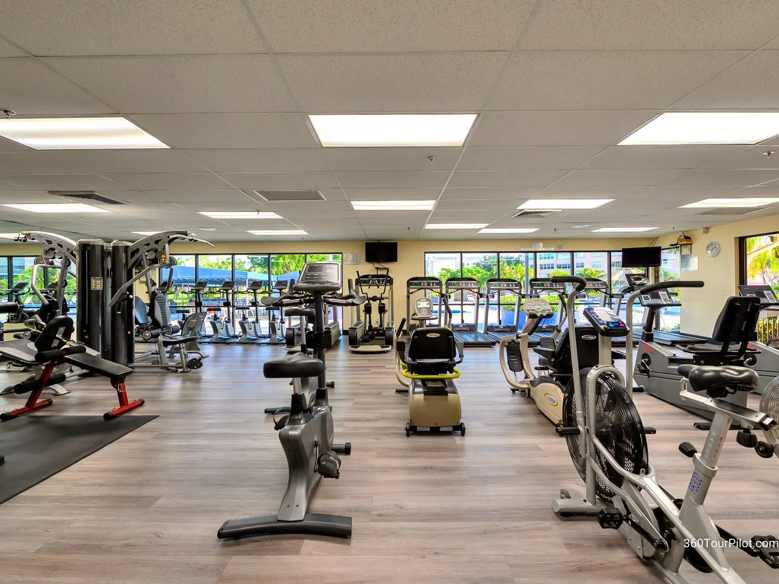 10402 Sunrise Lakes Blvd, #312