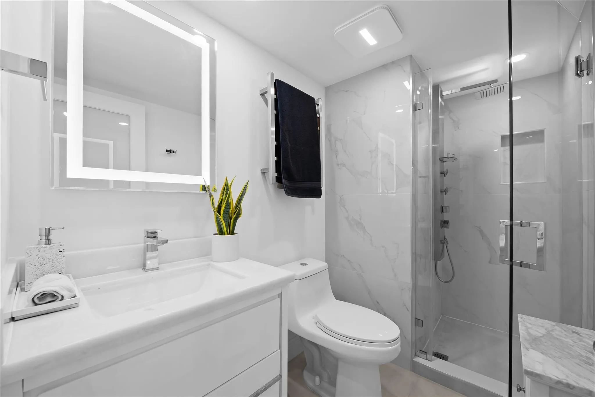 5100 N Ocean Blvd, #702