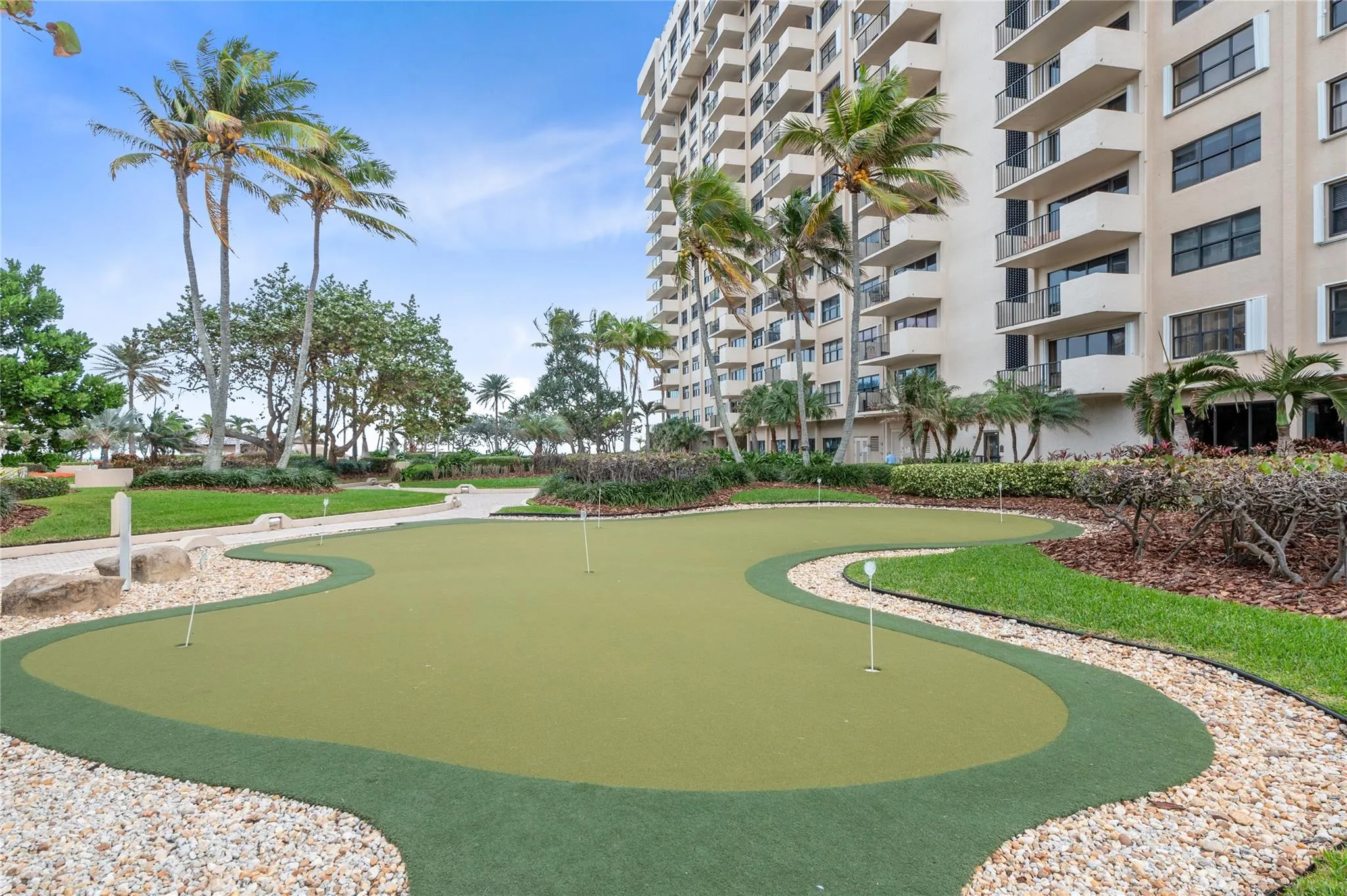 5100 N Ocean Blvd, #702