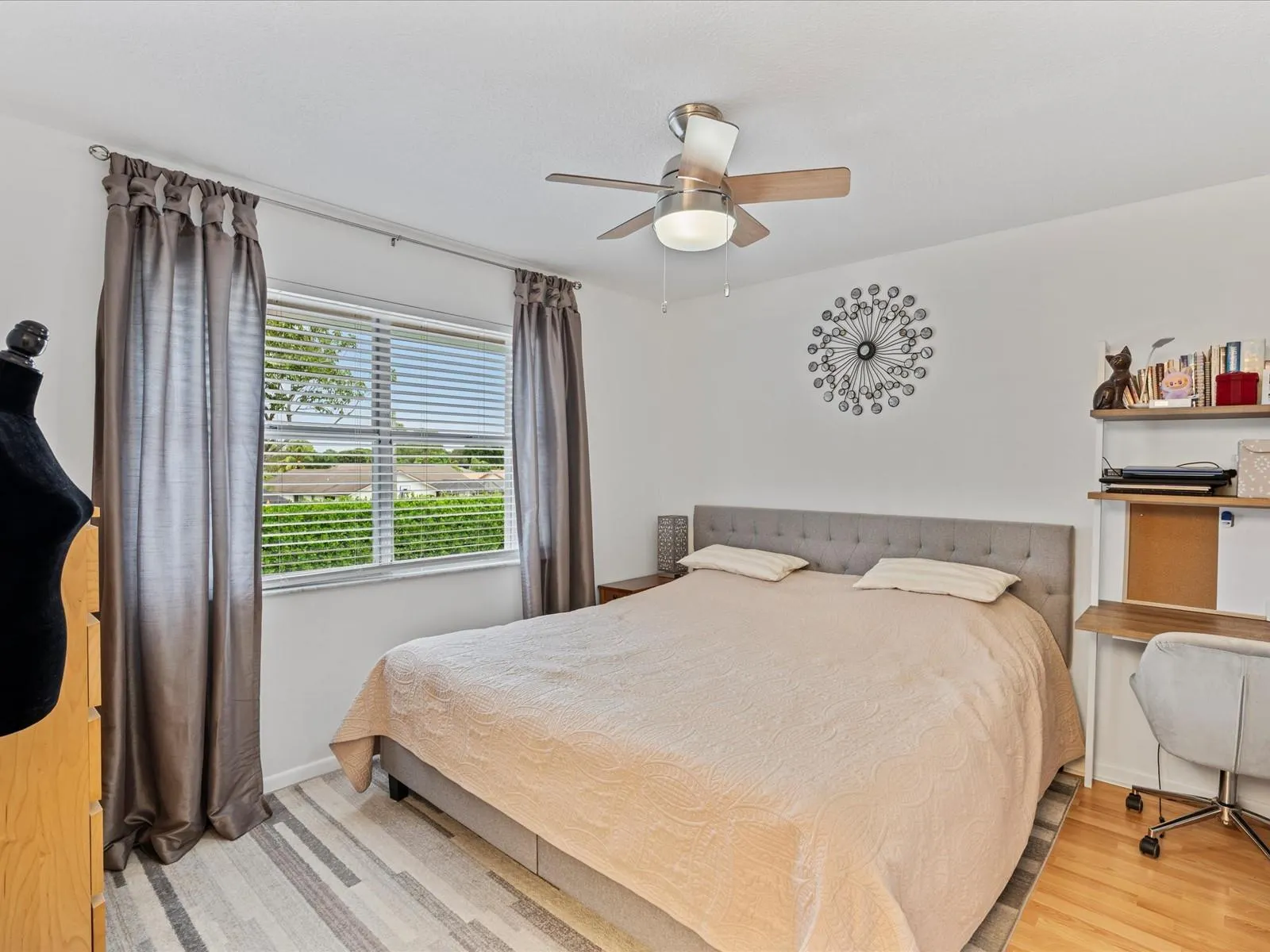 6273 Walk Cir