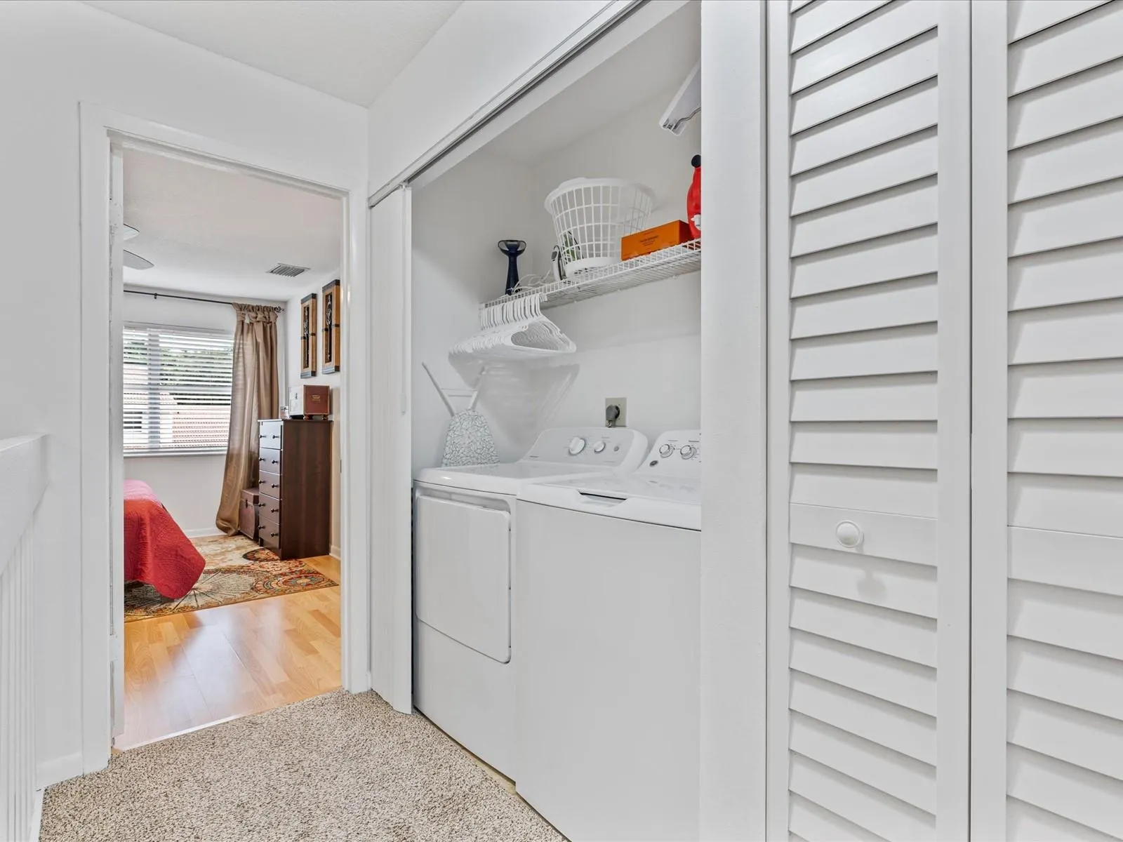 6273 Walk Cir