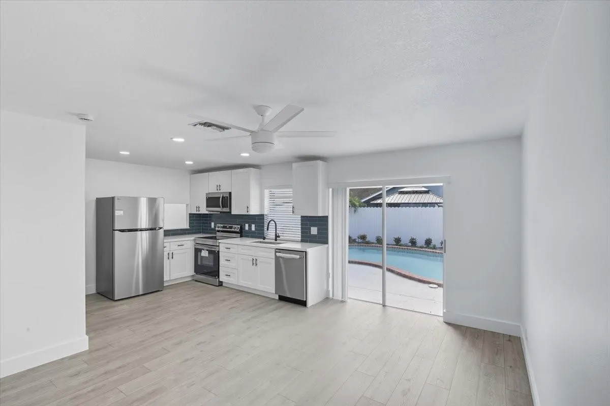 8150 SW 3rd Ct