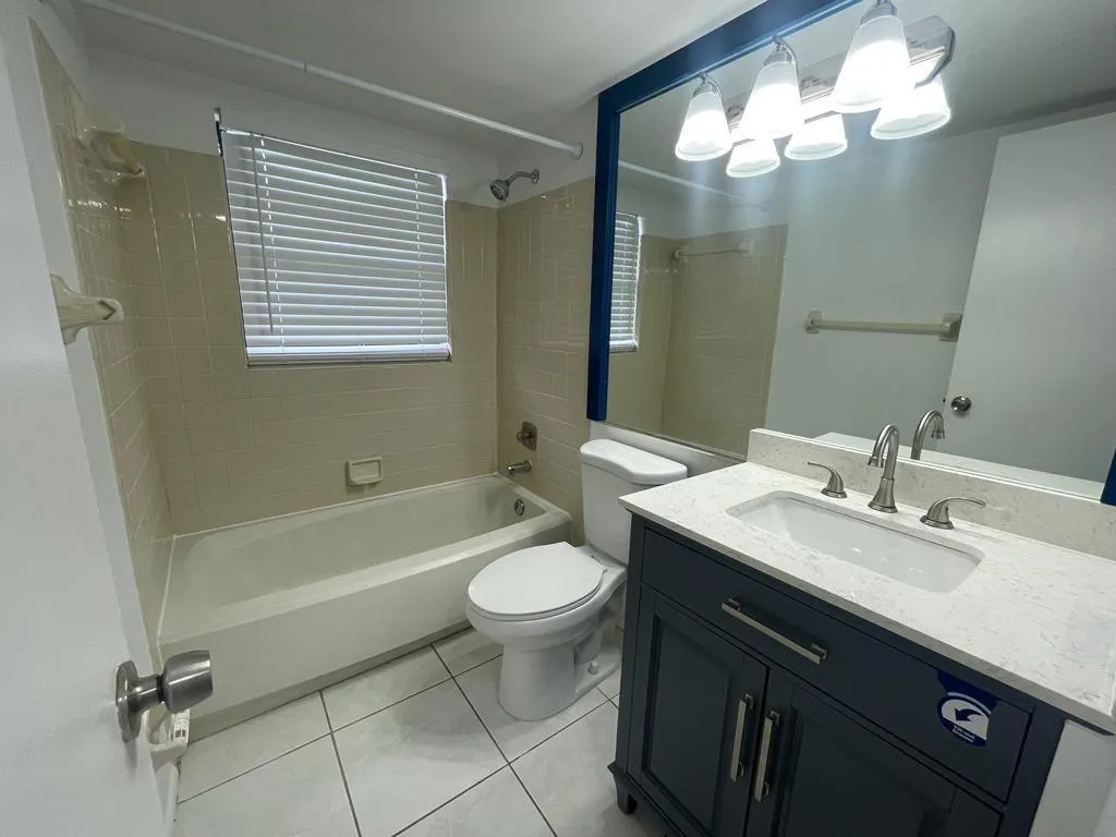 2621 Riverside Dr, #6