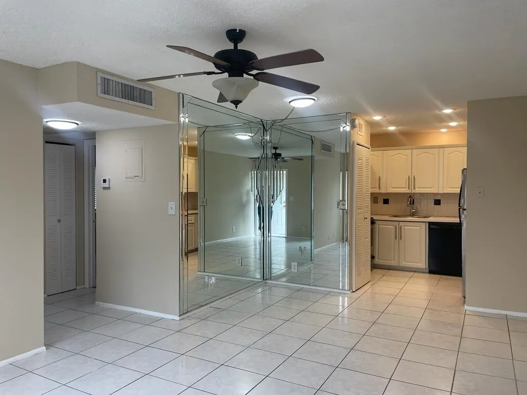 2621 Riverside Dr, #6