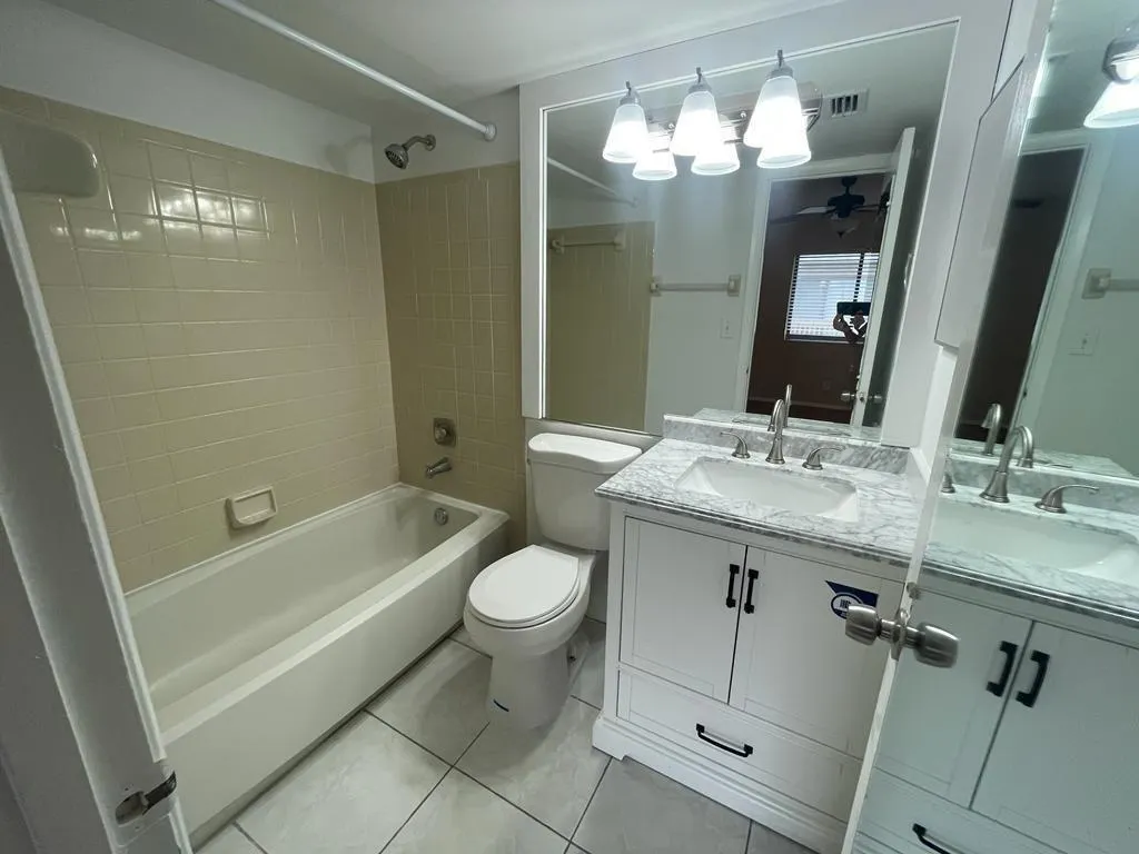 2621 Riverside Dr, #6