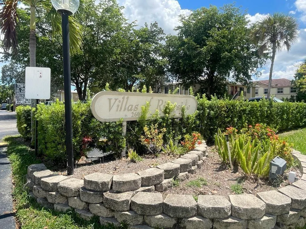 2621 Riverside Dr, #6
