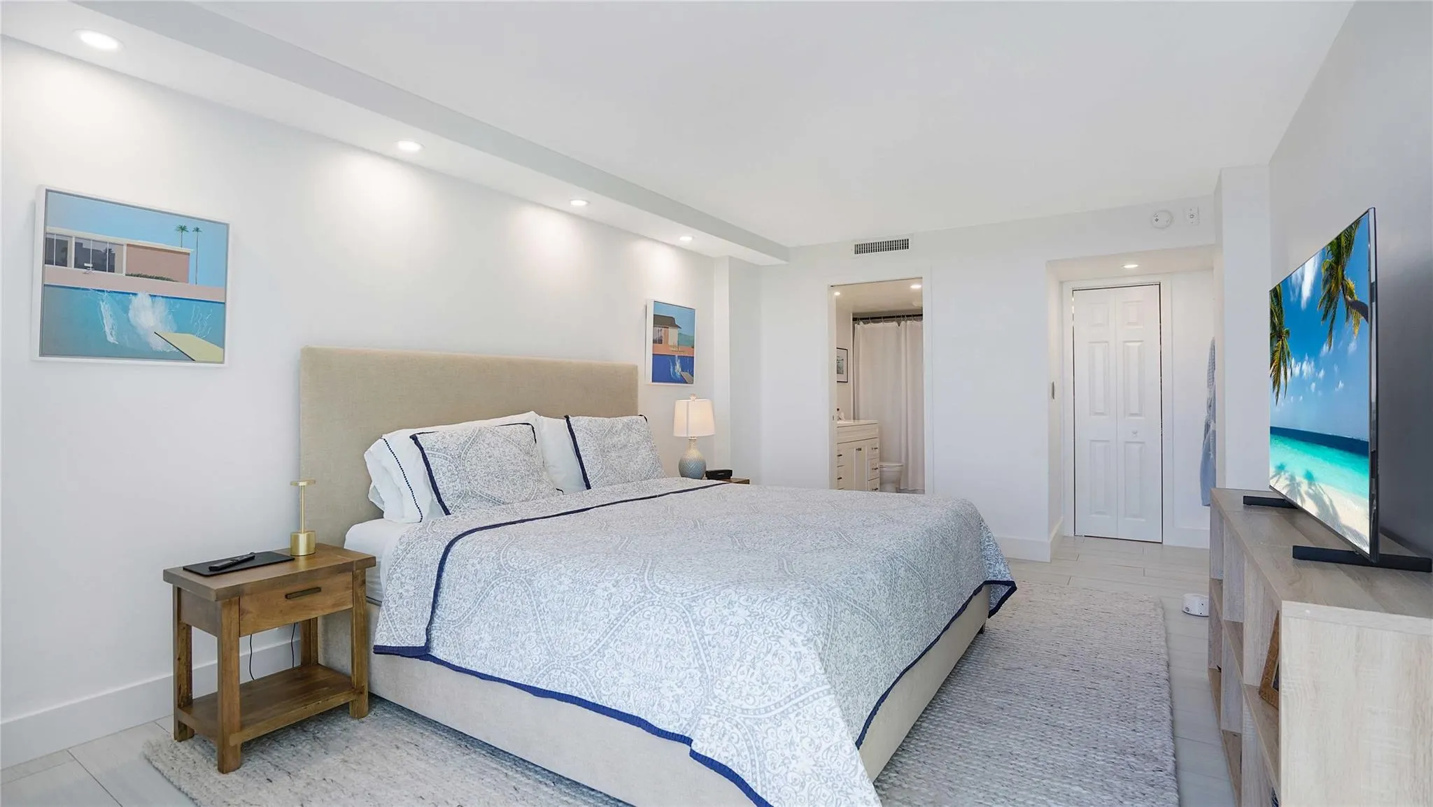3031 N Ocean Blvd, #806