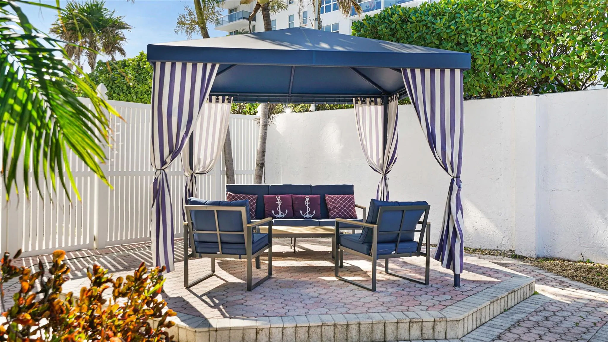 3031 N Ocean Blvd, #806