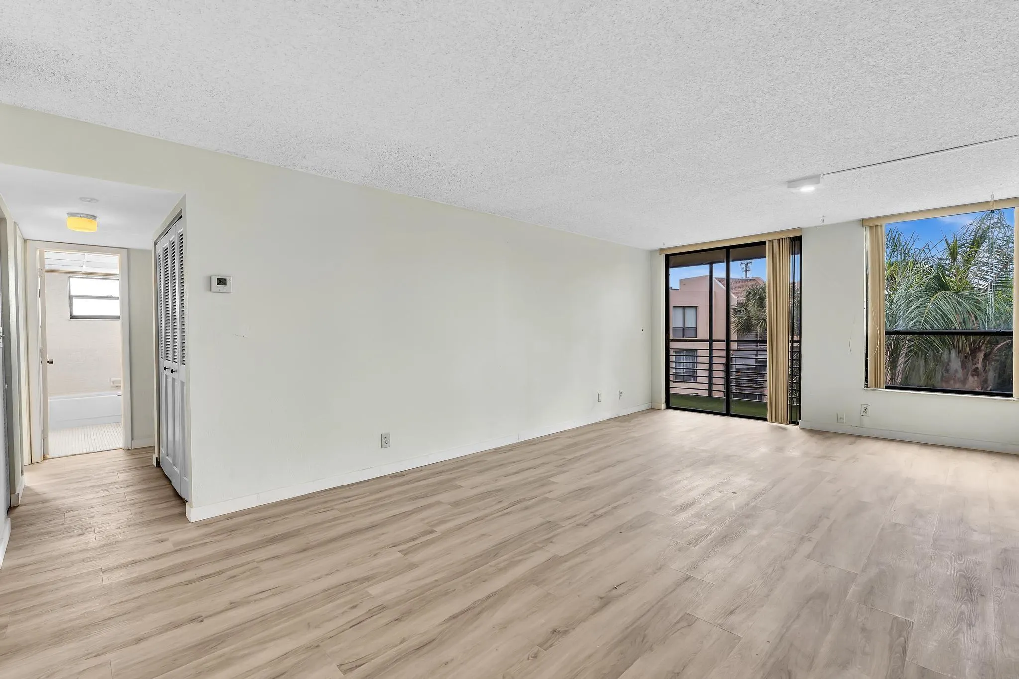 6351 N University Dr, #324